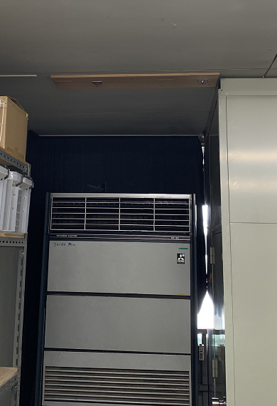 空調機　床置き　天吊り　入替え　快適　空間の有効活用